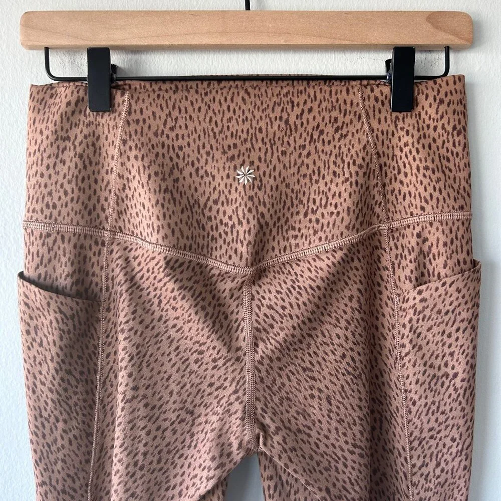 Athleta Salutation Animal Print Leggings w/ Stash Pockets Womens Size M - Picture 6 of 12